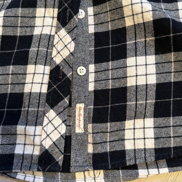Classic Black and White Women’s Flannel Shirt - Picture 3 of 4